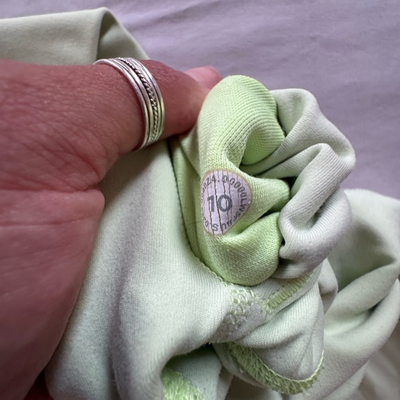 Lululemon Align HR Pant 25”- size 10 creamy mint - Picture 5 of 7